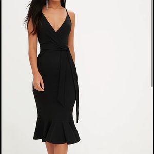 PrettyLittleThing Tie Waist Fishtail Midi Dress